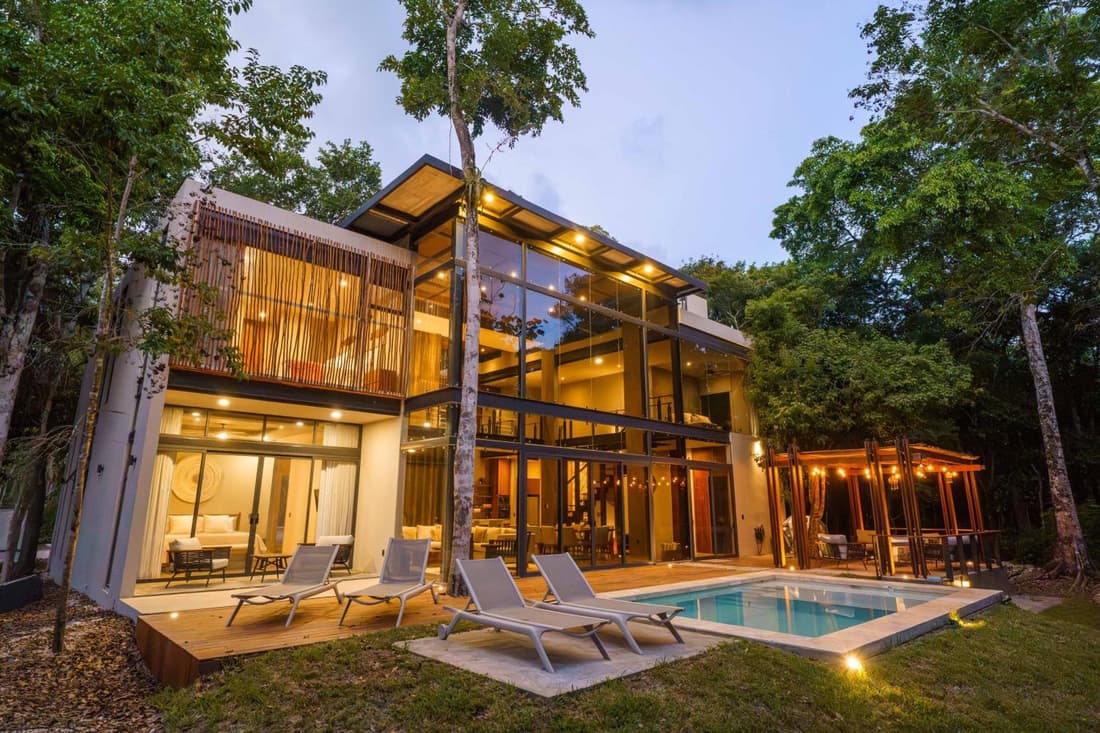 Luxury Jungle Retreat - 4 Bedroom Villa with Private Pool and Cenote - fits 14