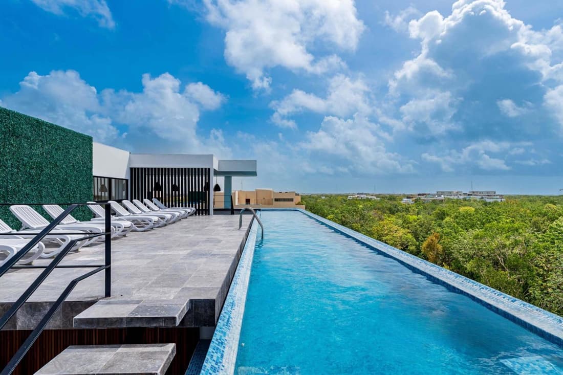 Stylish Sexy 1 Bd W/ Private Pool & Rooftop Pool