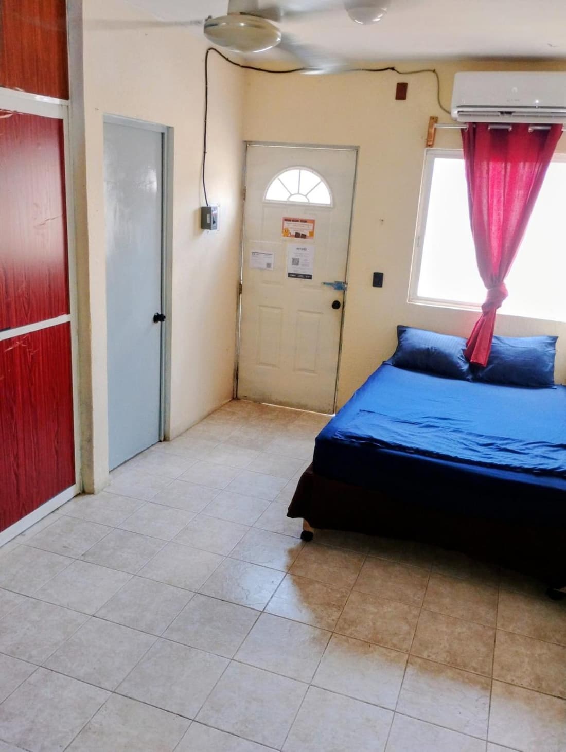 Casita Linda Vista en Cancún, Privado con A C y WiFi, Cerca de Transporte a Zona Hotelera