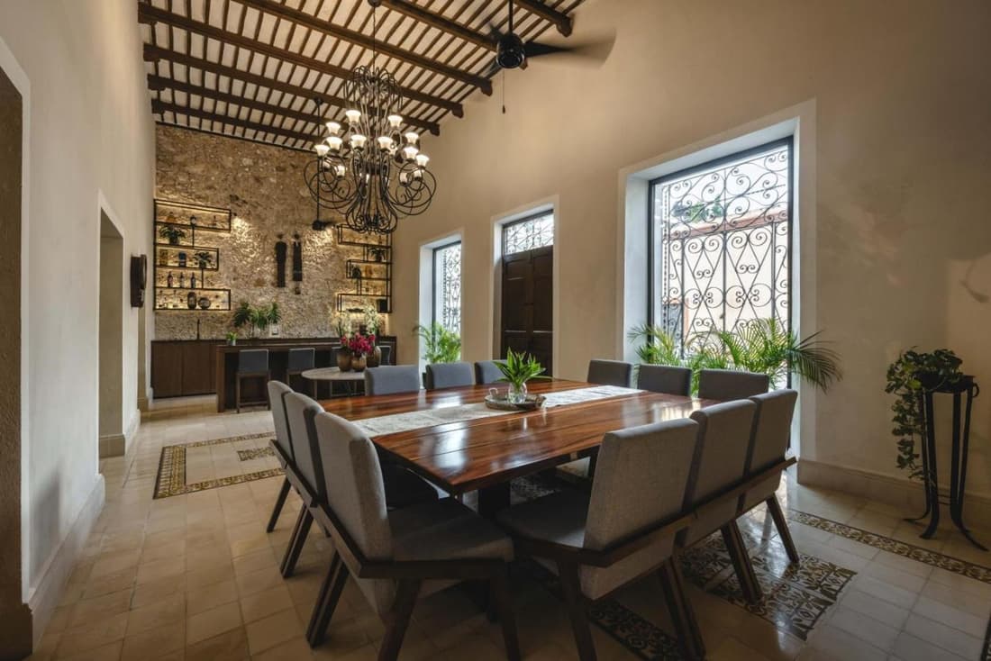Casa Santian - Colonial Mansion near Paseo Montejo & Gastronomic Corridor