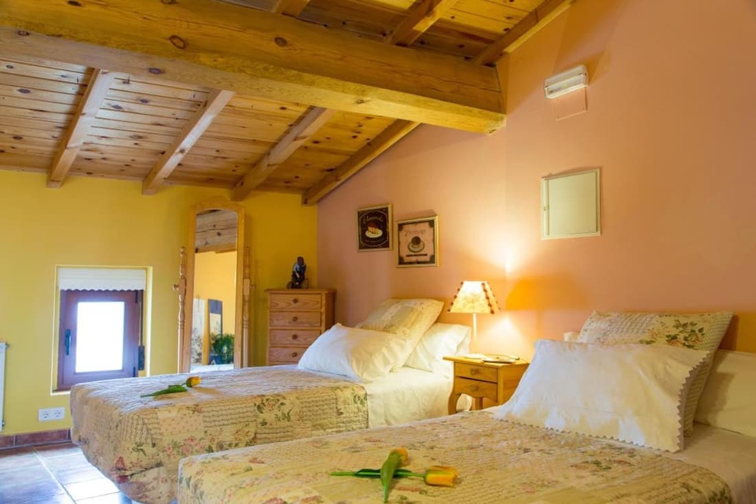 Beautiful Alamedas, casa rural con jardín y alberca para familias y grupos
