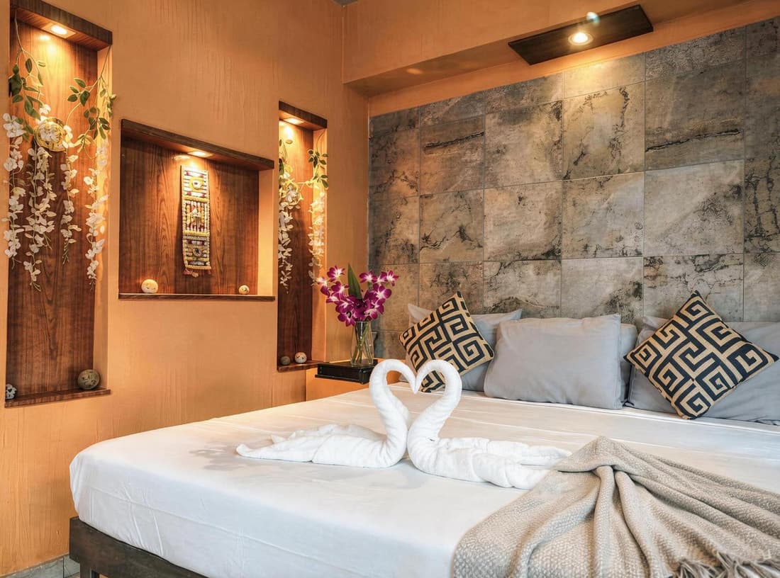Quiet 1BR 2BR Duplex, 2 Blue Flag Beaches 15 Min Walk, Sleeps 2-8, Full Induction Kitchen WiFi AC Bikes, Market & Minibus 10 Min, 5th Ave 20 Min, Dozens of Cenotes 20 Min, ADO Bus 30 Min, Cozumel Ferry 40 Min, Street Par