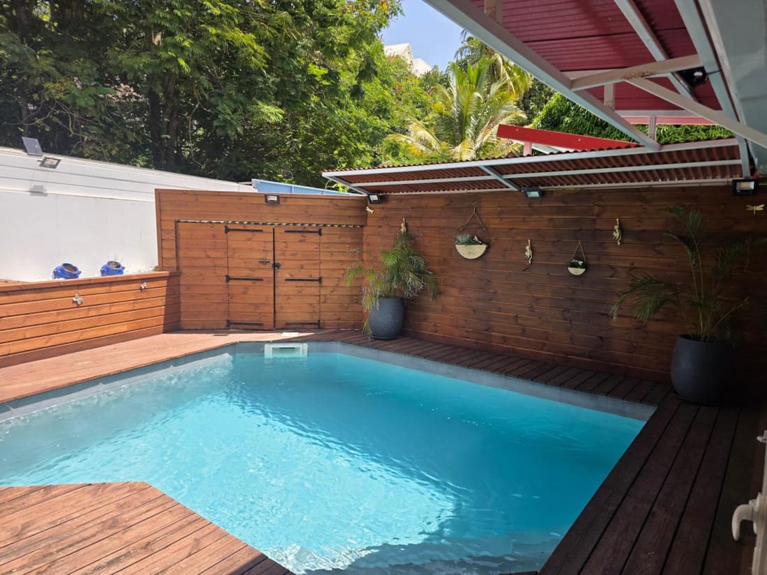 Villa JOLIS 4 chambres avec piscine clim wifi classée de tourisme 4 étoiles en Guadeloupe