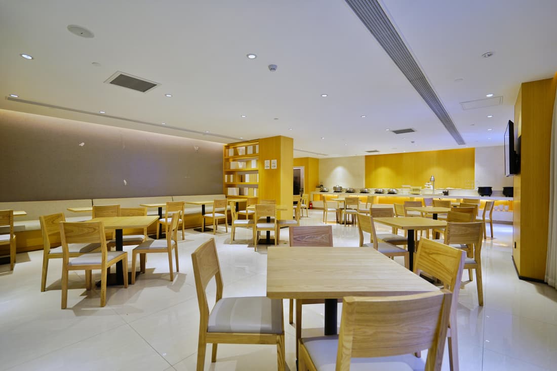 Ji Hotel (Hongqiao Airport Huqingping Road)