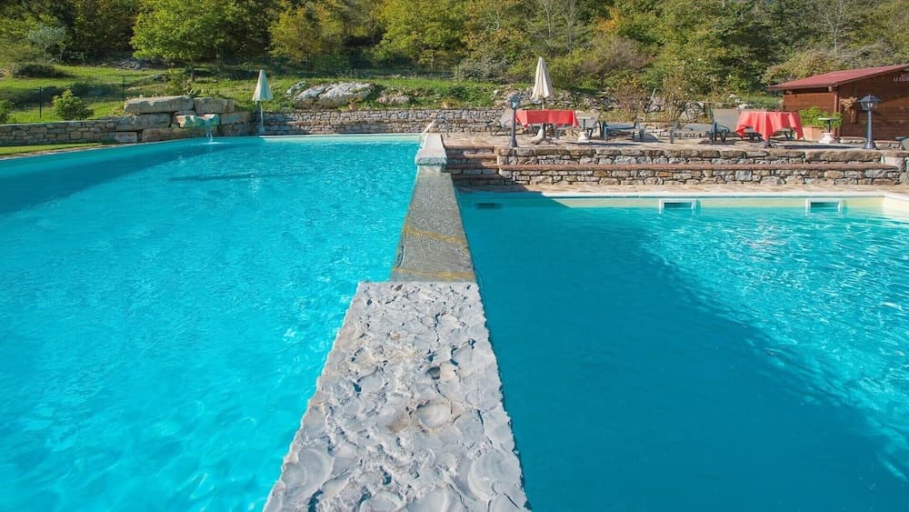 LE POZZE DI LECCHI HOTEL