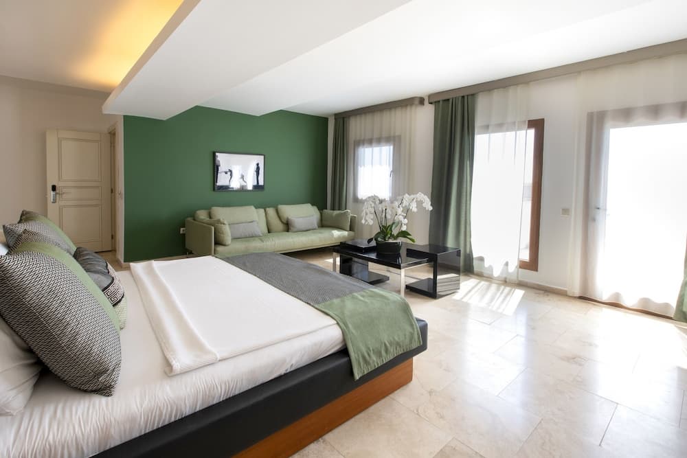 Magna Manastir Hotel
