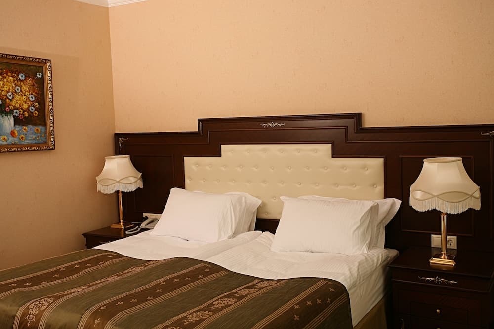 Latanya Palm and Spa Hotel