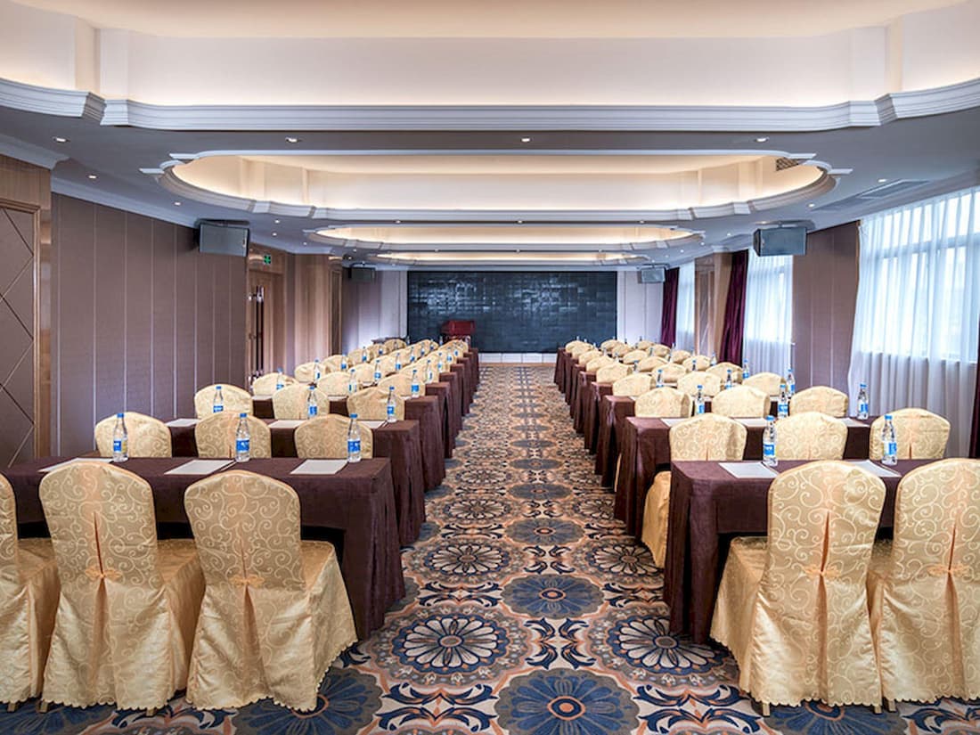 Vienna International Hotel (Guangzhou Shijing)