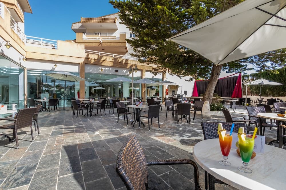 Illot Suites & Spa