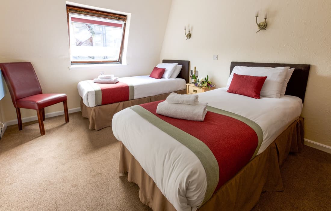 Oyo Loch Ness Drumnadrochit Hotel