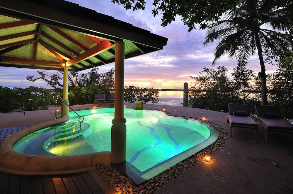 Royal Island Resort & Spa - World Explore