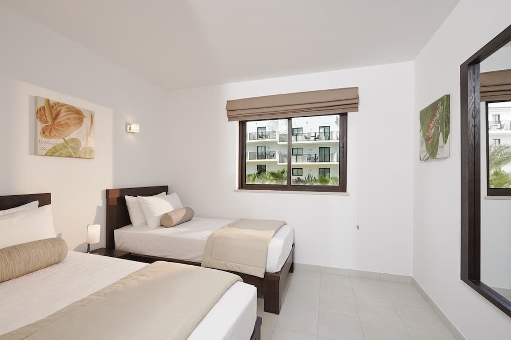 Melia Dunas Beach Resort & Spa