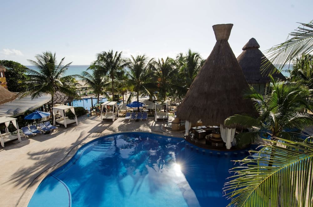 The Reef Playacar Beach Resort & Spa