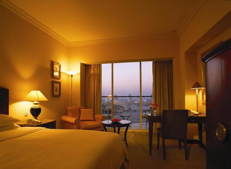 Grand Nile Tower Hotel