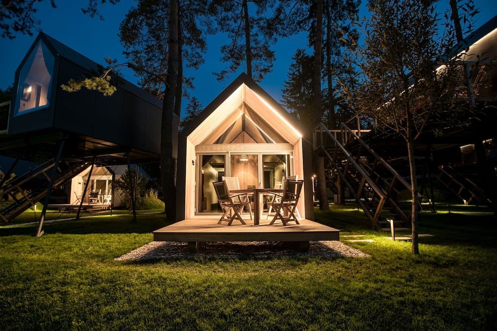Luxury Glamping Chocolate Village