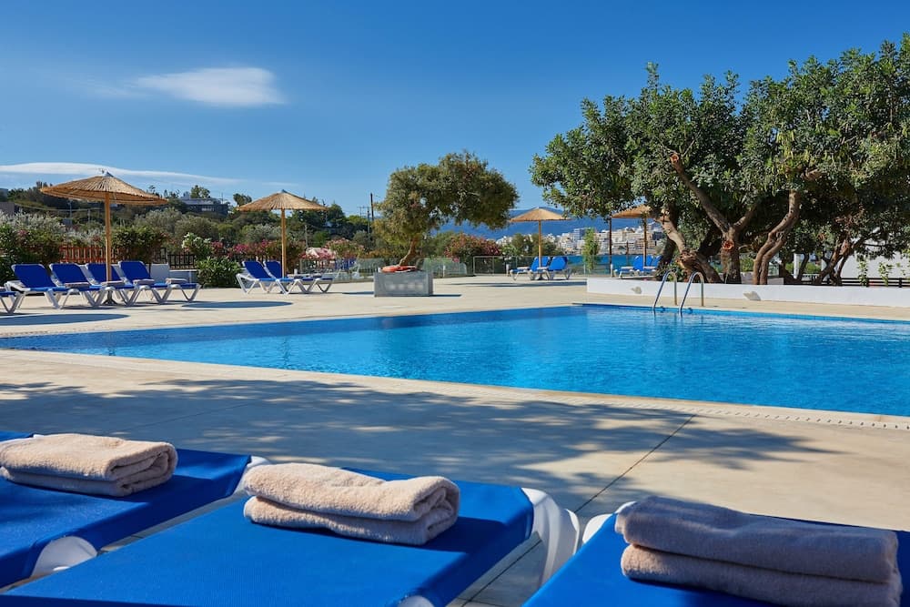 OLD555-Vasia Ormos Only Adults- Creta GATTINONI 