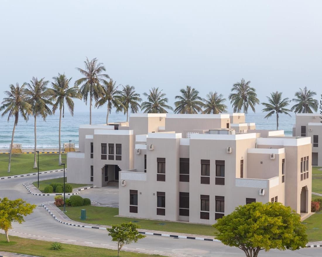 Al Shatti Villas