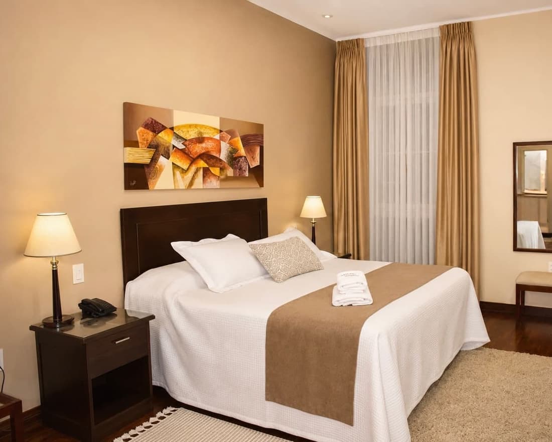 Hotel Victoria Plaza