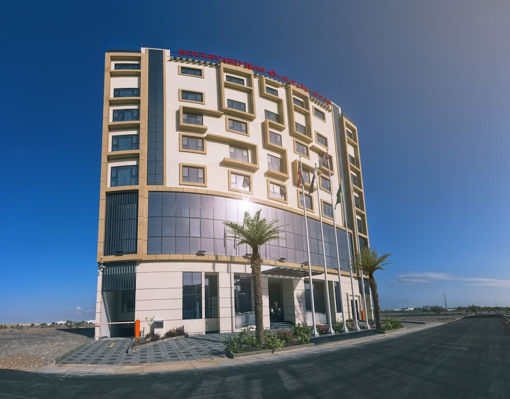 Boulevard hotel