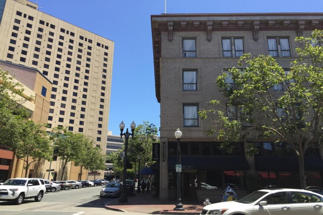 Washington Inn Oakland CA