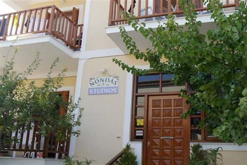 Nondas Hotel