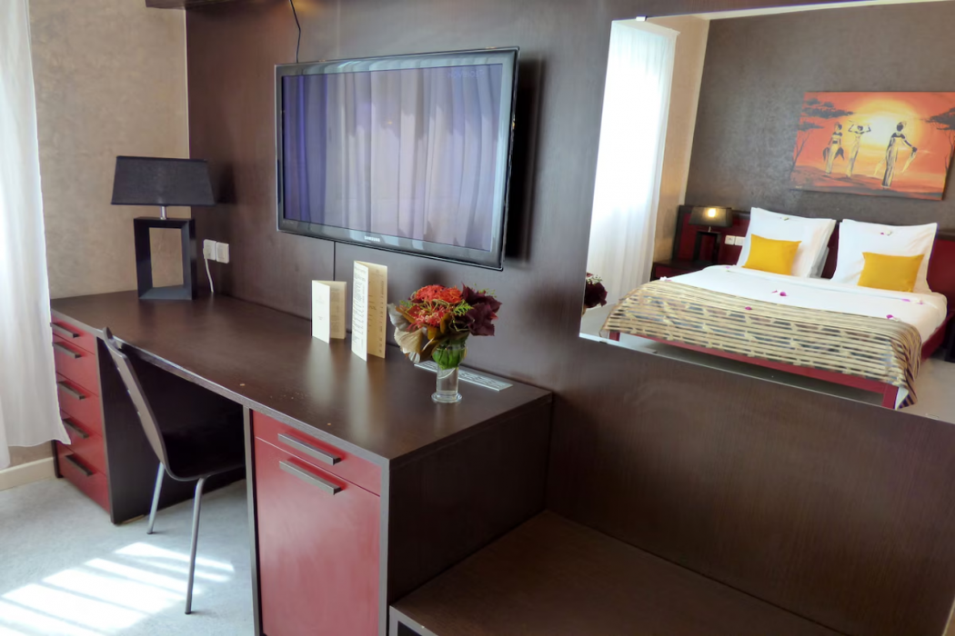 LA RESIDENCE