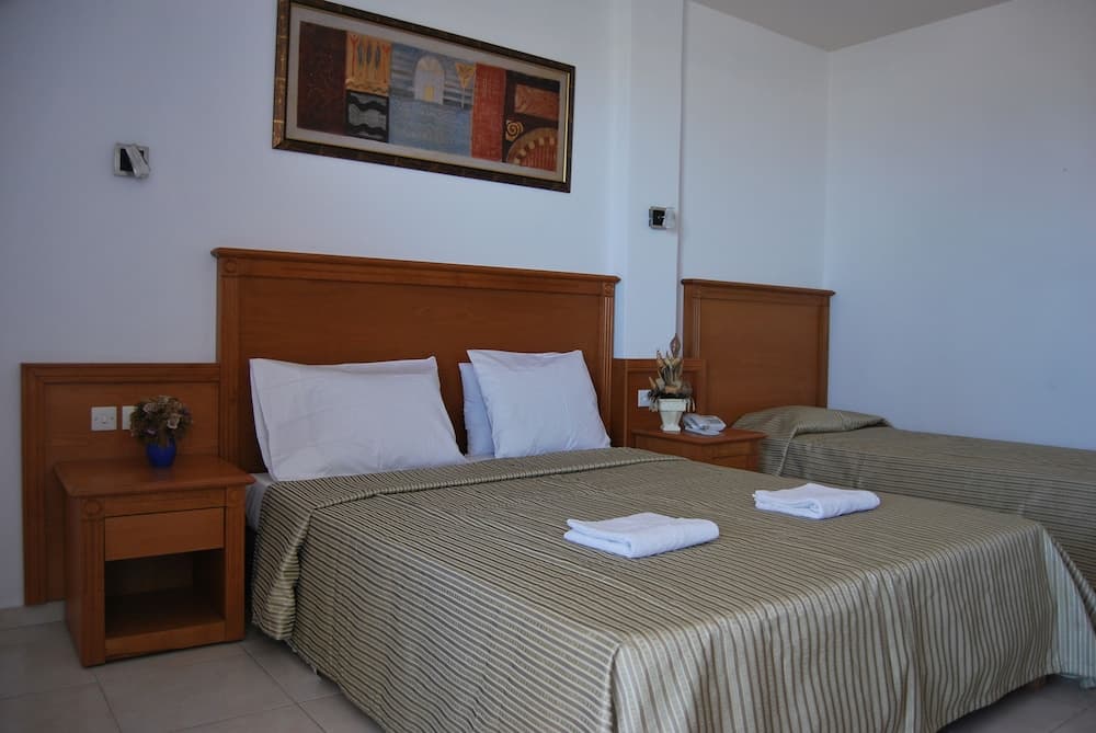 Ocean Heights View Hotel