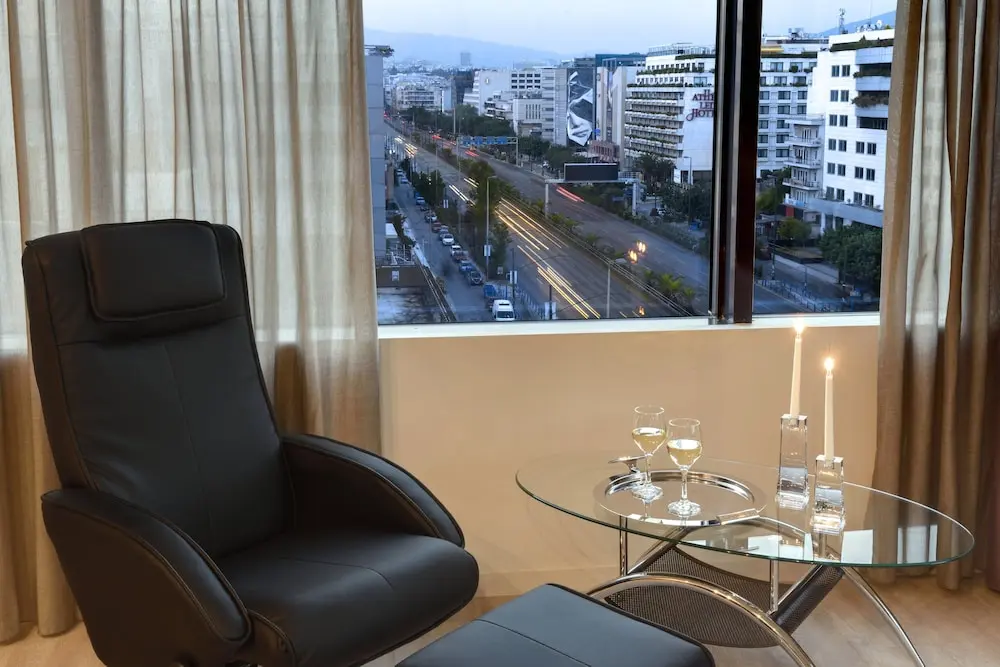 Athens Avenue Hotel