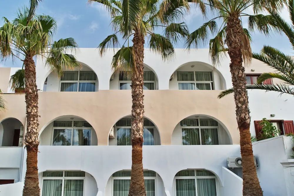 Hotel Makarios