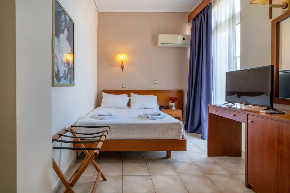 Neda Hotel