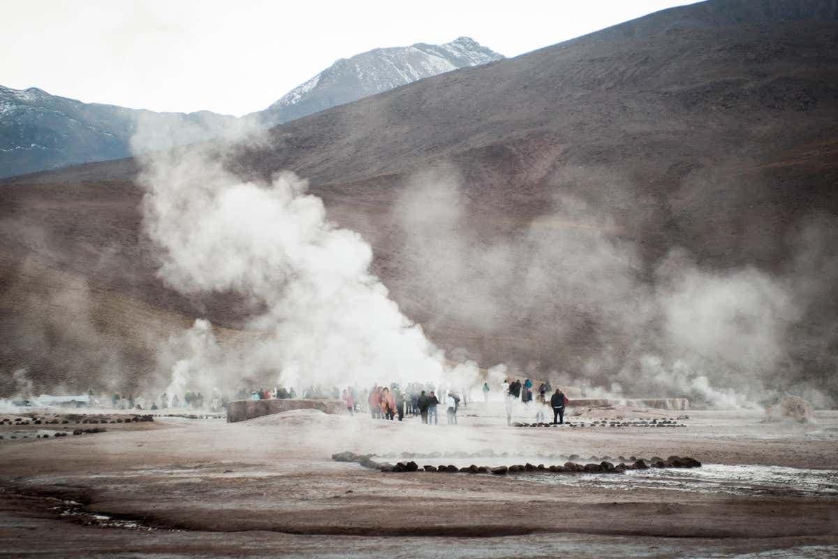 Excursión a los géiseres de El Tatio y Laguna Machuca