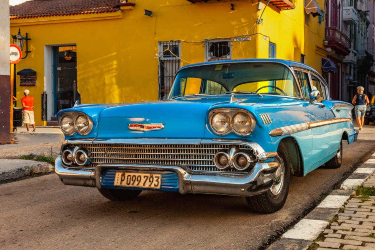 Paseo privado en coche clásico por La Habana