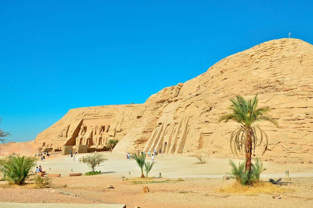 Abu Simbel Day Trip