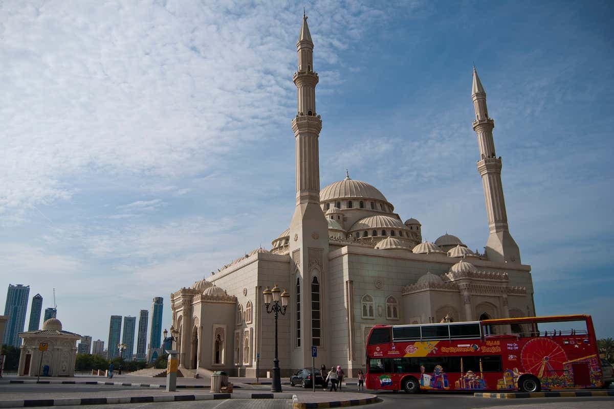 Sharjah Tourist Bus