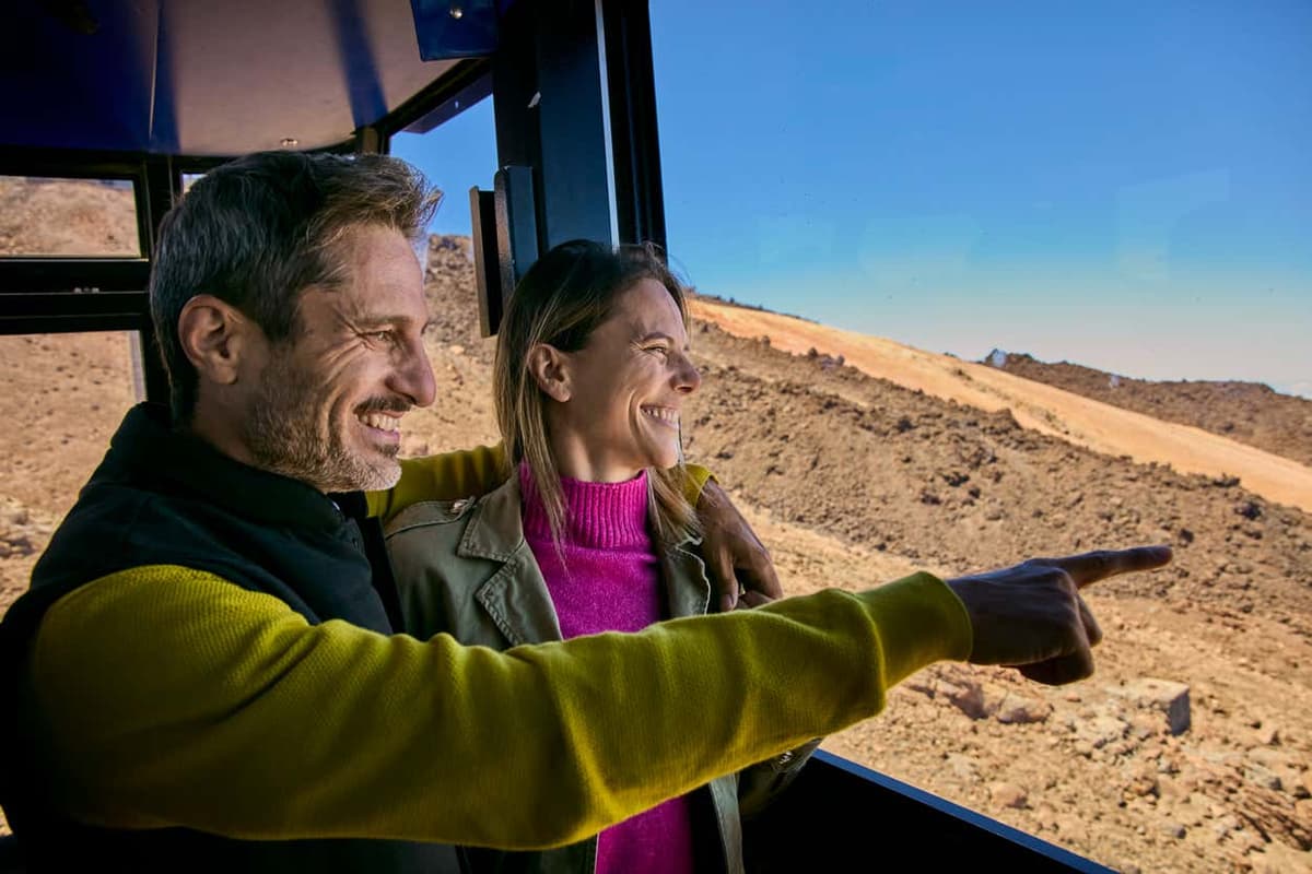 Biglietti per la funivia + Trekking alla cima del Teide