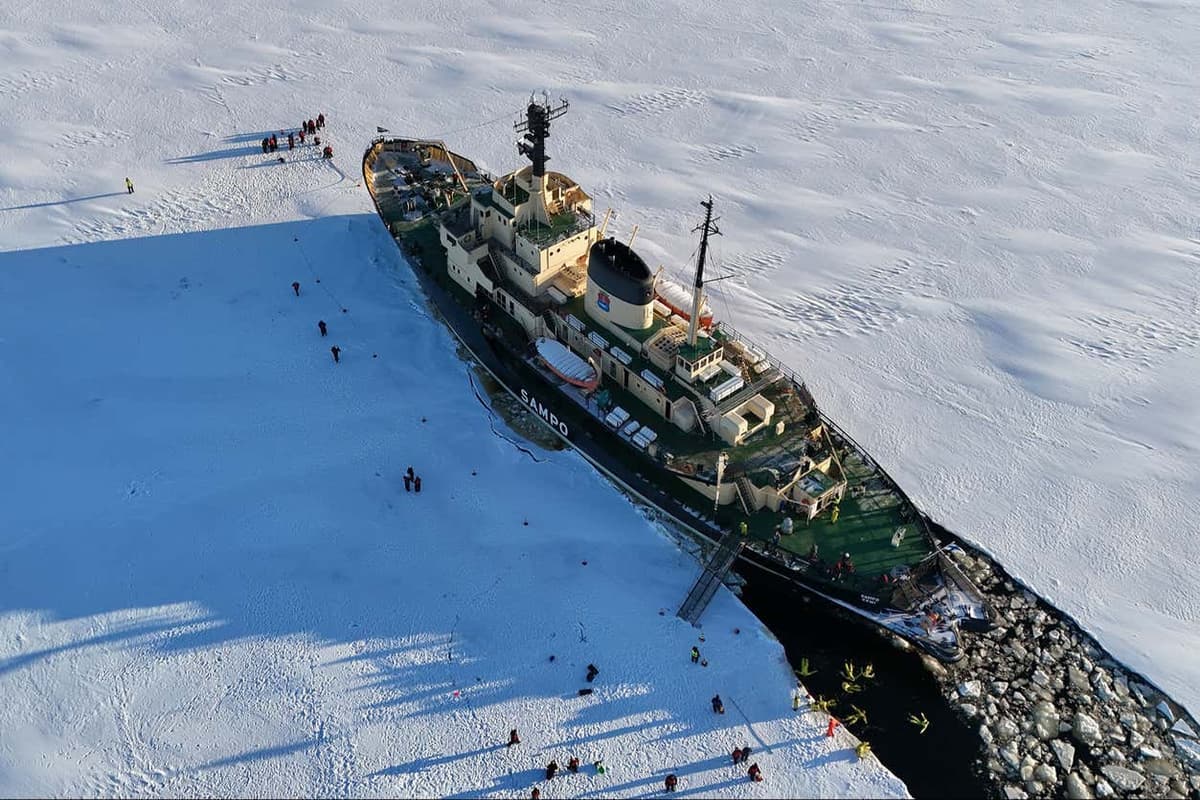Rovaniemi Icebreaker Boat Cruise