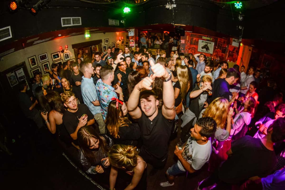 Pub Crawl di Dublino a Temple Bar