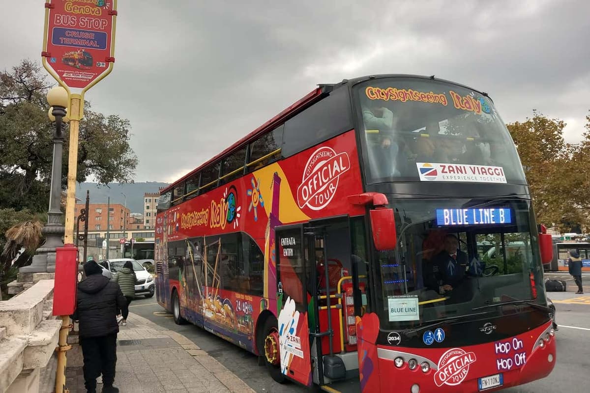 Autobús turístico de Génova