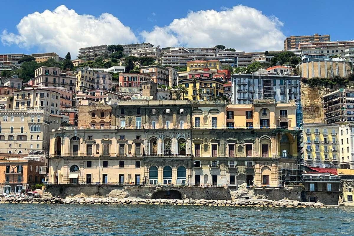 Paseo en barco por la costa de Posillipo