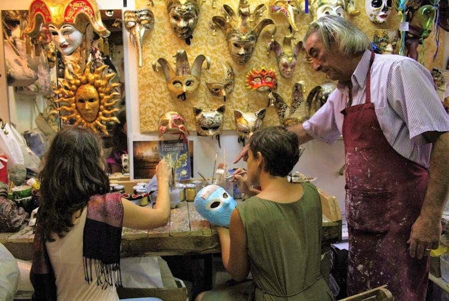 Laboratorio di maschere veneziane