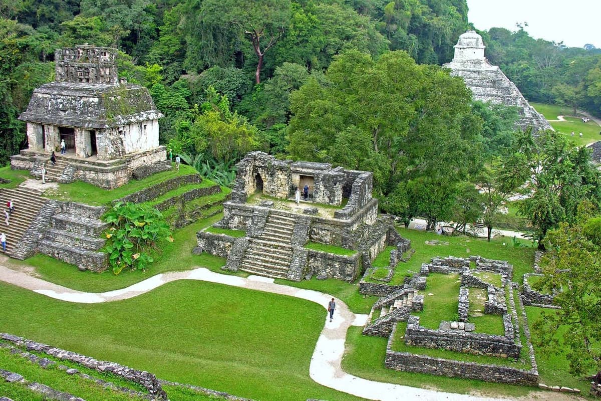 Entrada a la zona arqueológica de Palenque