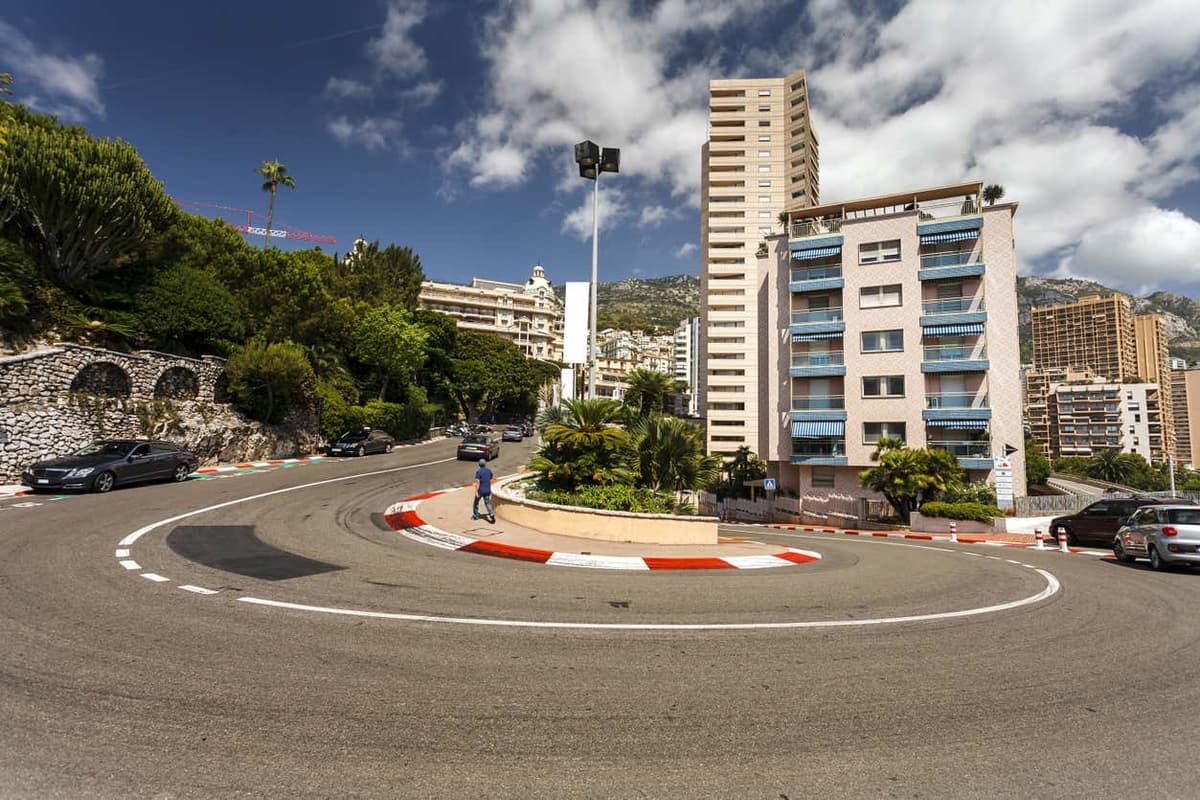 Formula 1 Circuit Guided Tour