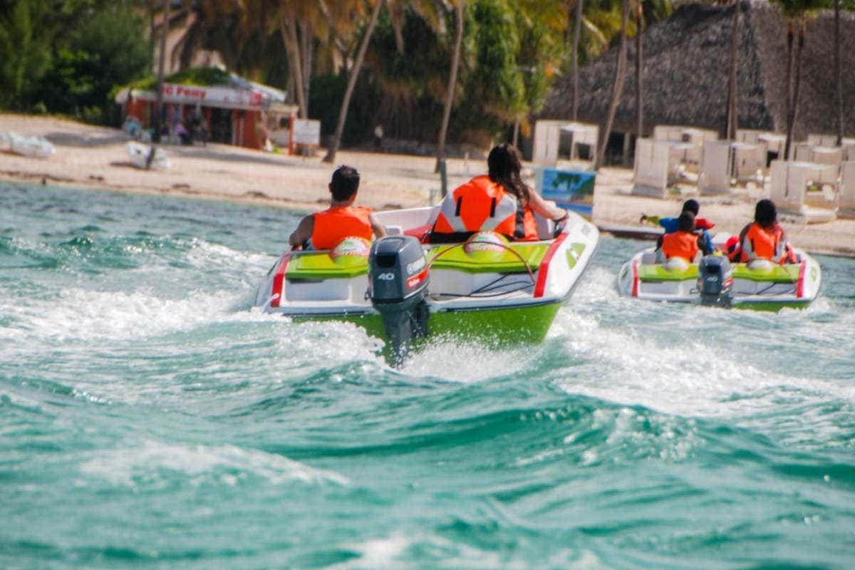 Conducción de lancha rápida en Punta Cana