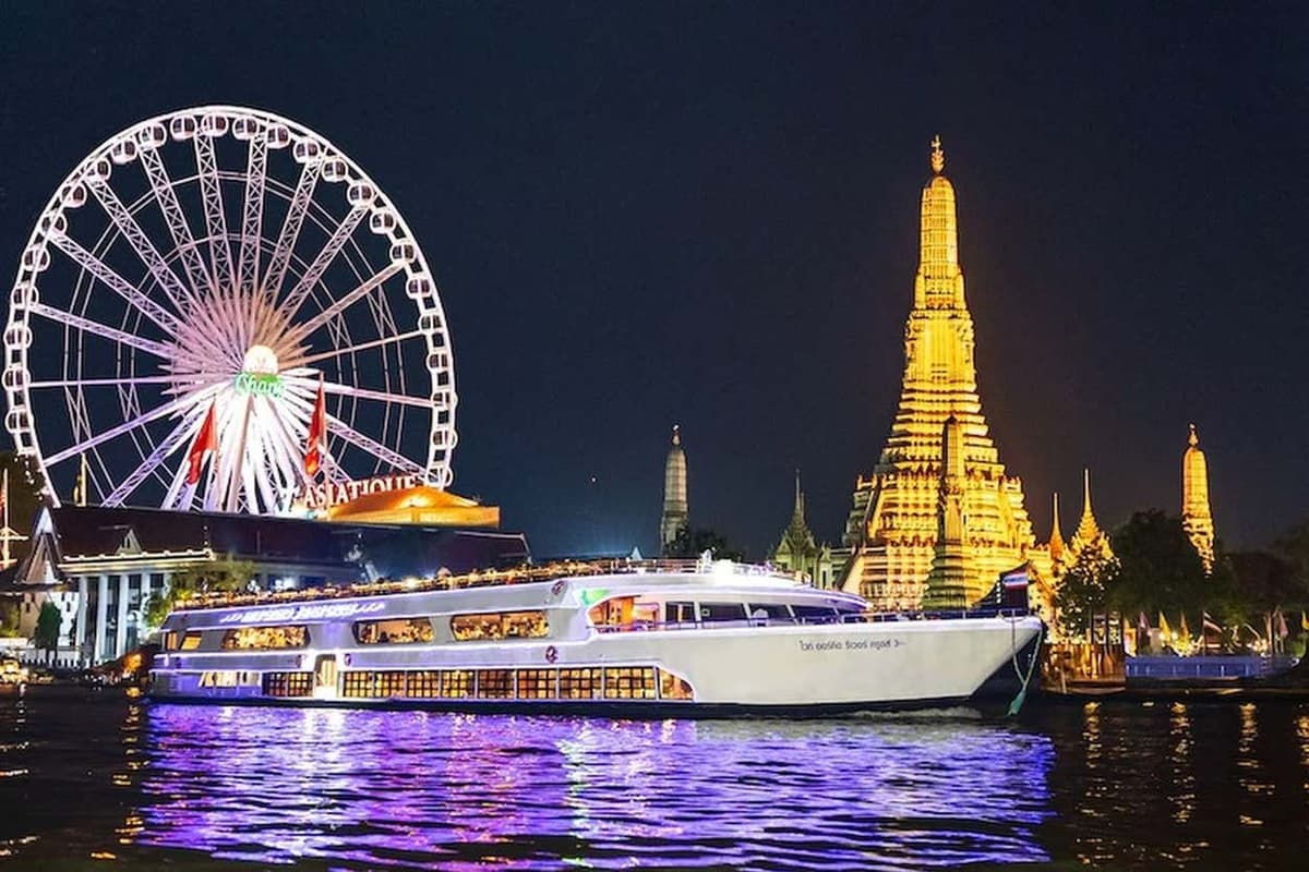 Chao Phraya River Dinner Cruise