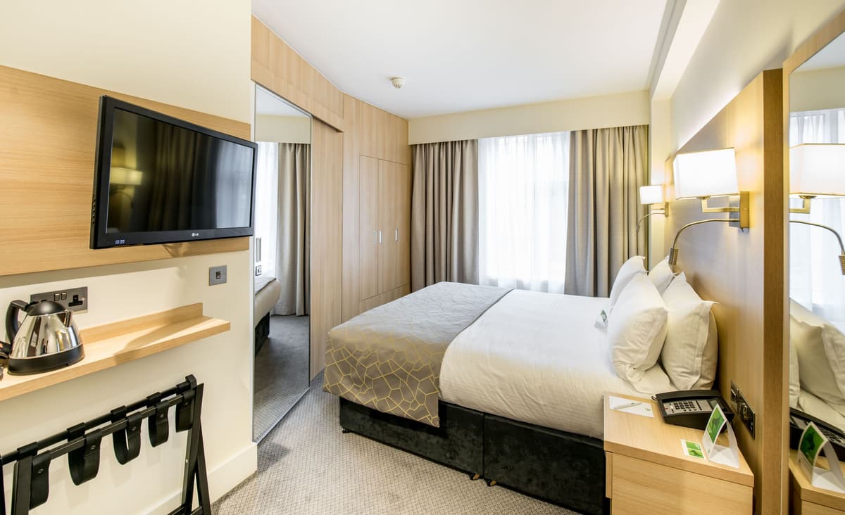 Holiday Inn London - Kensington High St. by IHG