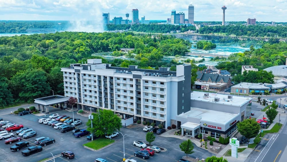 Holiday Inn Niagara Falls State Park Entry by IHG