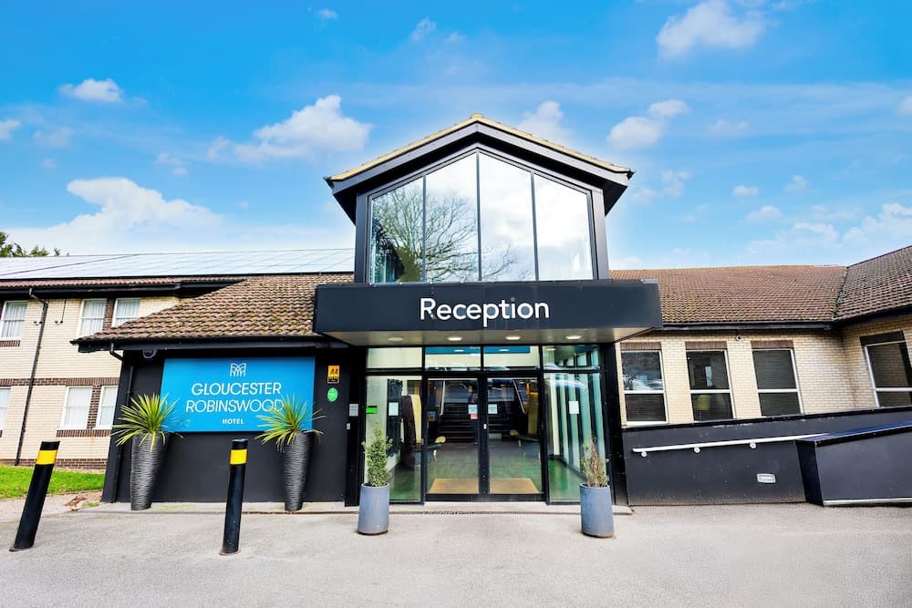 Gloucester Robinswood Hotel by Sunday