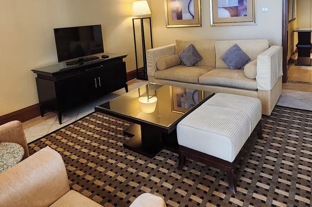 Sheraton Khalidiya Hotel