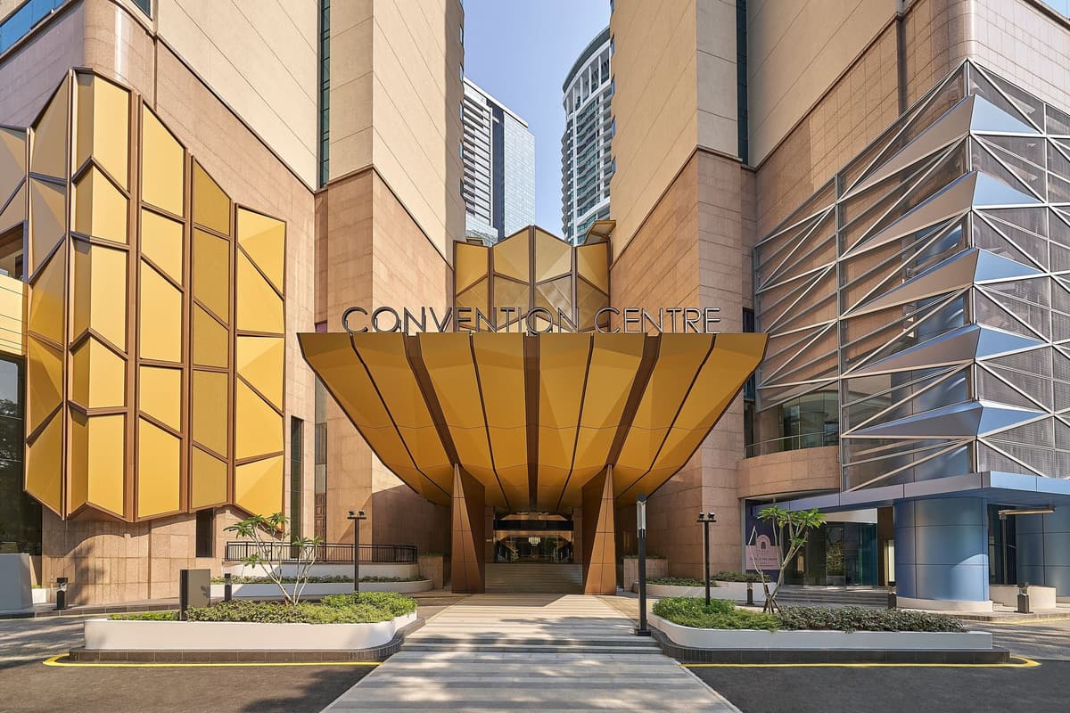 Renaissance Kuala Lumpur Hotel & Convention Centre