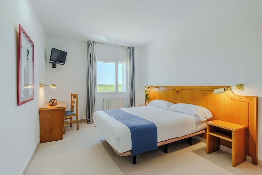 Hotel  Rey Arturo Burgos